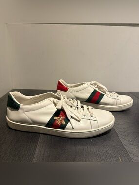 Gucci Ace Sneakers with Gold Bee
